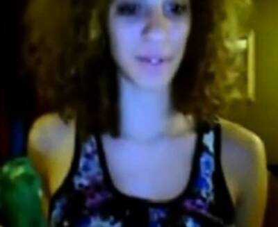 Belle beurette en webcam - nvdvid.com