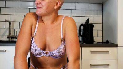 Skin - CUM ON SKIN HEAD - German curvy amateur teen fuck in kitchen - drtuber.com - Germany