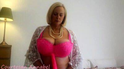 Amateur Blonde With BIG BOOBS Hot Free Cam Show - drtuber.com