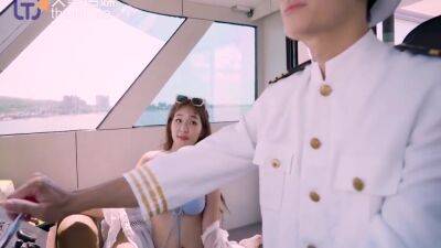 Hot Asian Teen In A Bikini Gets An Orgasm On Yacht Party By A Big Cock - Asian Amateur - hclips.com