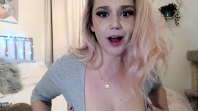 Amateur Blonde Fingering on Camera - drtuber.com