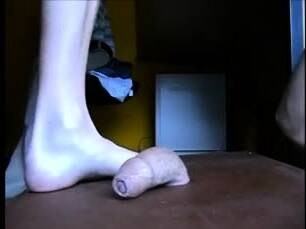 Femdom, Foot Fetish, Footjob, Amateur, cumshots - drtuber.com