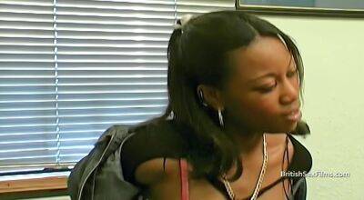 Nervous ebony British amateur porn casting - hclips.com