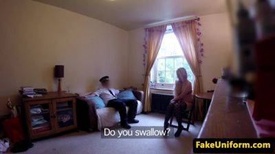 Stockinged British Amateur Cocksucking Cop - hclips.com - Britain