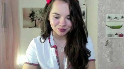 Amateur Webcam Babes Going Solo - drtuber.com