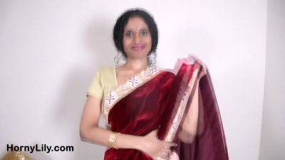 Horny Indian Stepmom Seducing Her Stepson Virtually On Webcam Show - hotmovs.com - India