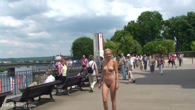 Slutty Blonde Linda Amateur Public - upornia.com