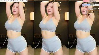 Asian Chick Solo Show Amateur Porn 941 - drtuber.com