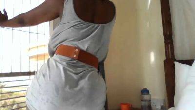Hot Black Maid Does Some Webcam Black and Ebony - drtuber.com