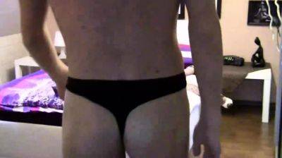 Sweet amateur teen brunette girl homemade porn - drtuber.com