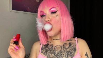 Amateur Webcam Chick Masturbates On Webcam More at - drtuber.com