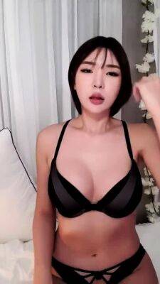 Solo Girl Free Amateur Webcam Porn Video - drtuber.com - North Korea