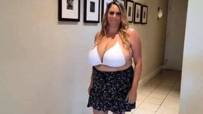 Amateur Curvy Girl Blowjob and Cum on Face and Big Boobs - drtuber.com