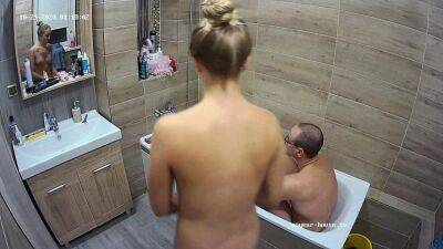 Amateur couple copulation on hidden cam - drtuber.com