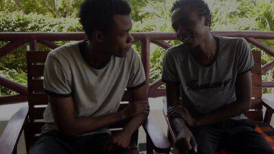 Skinny Nubian breeded in amateur duo - drtuber.com