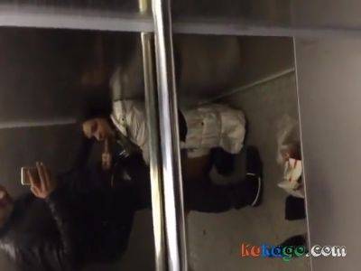 Elevator Amateur Blowjob - hclips.com