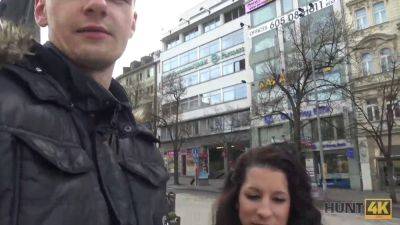 Czech couple shares their hot cash for a POV fuck in public - sexu.com - Czech Republic