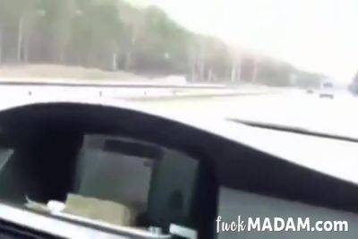 Amateur Gets Him In The Mood While Driving So He Just H - hclips.com