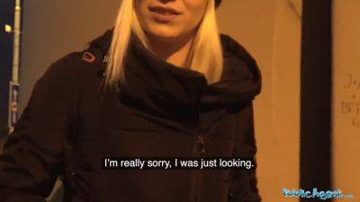 Amateur blonde with big tits fucks for cash in public with stranger's hard cock - sexu.com