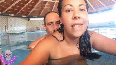 Maya Tetona Amateur Is Too Hot To Be Fucked In Pool - voyeurhit.com