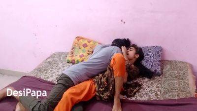 Cute Young Indian Amateur Teen Enjoying First Time Sex - hclips.com - India