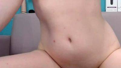 Amateur blondie solo anal masturbation - drtuber.com