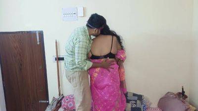 Indian Sexy Couple Fucking Themselves In Their House In Bedroom - hclips.com - India