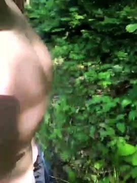 Asian amateur gives outdoor blowjob - drtuber.com - Japan