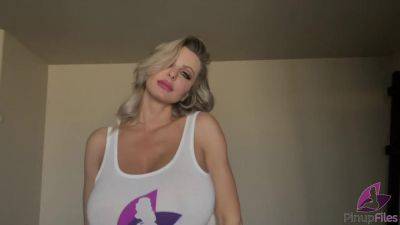 Brandy Robbins - Webcam - PinupFiles 23rd Anniversary - PinupFiles - hotmovs.com