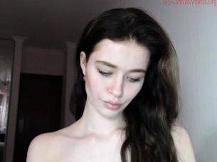 Brunette Solo Webcam Masturbation - drtuber.com