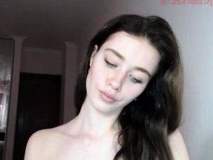 Brunette Solo Webcam Masturbation - drtuber.com