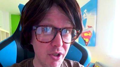 Amateur nerd fucks - drtuber.com - Britain