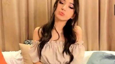 Brunette Solo Webcam Masturbation - drtuber.com