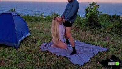 Risky Sex Real Amateur Couple Fucking At Camp - hclips.com