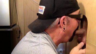 Gloryhole amateur DILF loves sucking rod - drtuber.com