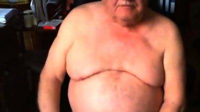 grandpa stroke on webcam - drtuber.com