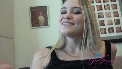 Amateur Blonde Chloe Rose: Smoking Hot Smoke Session & Creampie POV - veryfreeporn.com