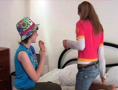 An amateur lesbian chicks teen is in the mood to be wicked - drtuber.com