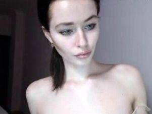 Brunette Solo Webcam Masturbation - drtuber.com