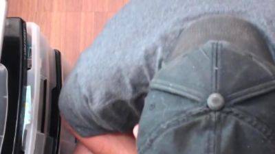 Homemade gloryhole DILF gets nailed - drtuber.com