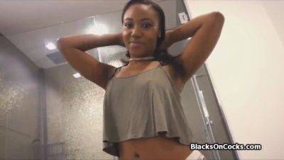 Ebony Roommate Catches Me Jerking Off in Bathroom - Homemade Amateur Fuck - veryfreeporn.com