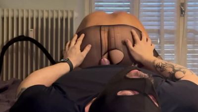 Wife in pantyhose handjob makes him cum hard - Amateur Italian couple fetish - veryfreeporn.com - Italy - Usa