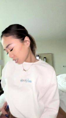 Amateur asian teen licks ass and sucks cock - drtuber.com