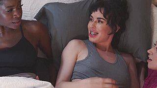 Alex - Nicole - Lesbian couple fool around next... - ah-me.com