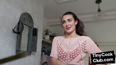 Real SPH amateur brit laughing of incel - txxx.com - Britain