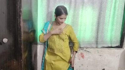 Indian Bhabhi Caught Devar Masturbating - Desi Homemade Rough Sex - porntry.com - India