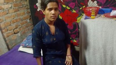 Indian Desi Girl Reads Book Before Hot Homemade Sex in HD - veryfreeporn.com - India