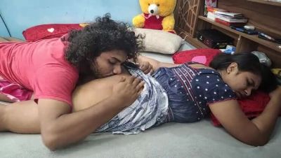 Desi Mallu Couple Hot Home Sex, Malayali Wife Nighty Removal & Fuck with Boyfriend - porntry.com - India