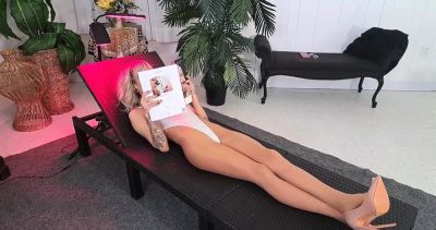 amateur his tall blonde fetish masturbating on live webcam - drtuber.com