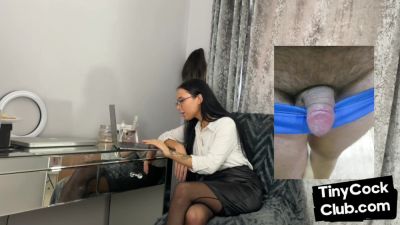 Spex amateur mocking small dong loser - txxx.com - Britain